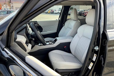 2025 Mitsubishi Outlander SEL