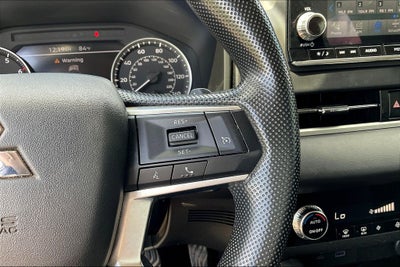 2022 Mitsubishi Outlander ES