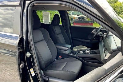 2022 Mitsubishi Outlander ES