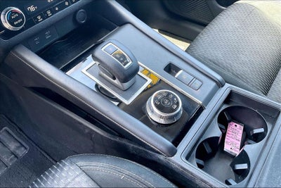 2022 Mitsubishi Outlander ES