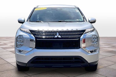 2022 Mitsubishi Outlander ES