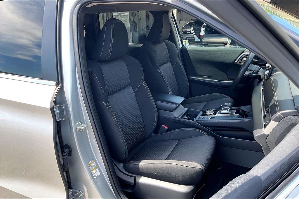2022 Mitsubishi Outlander ES