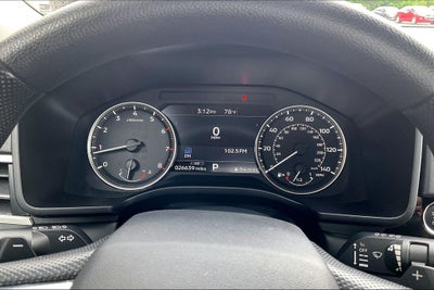 2024 Mitsubishi Outlander ES