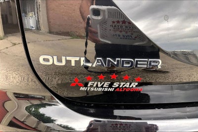 2024 Mitsubishi Outlander ES