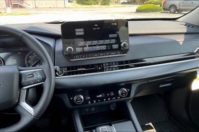 2023 Mitsubishi Outlander SE