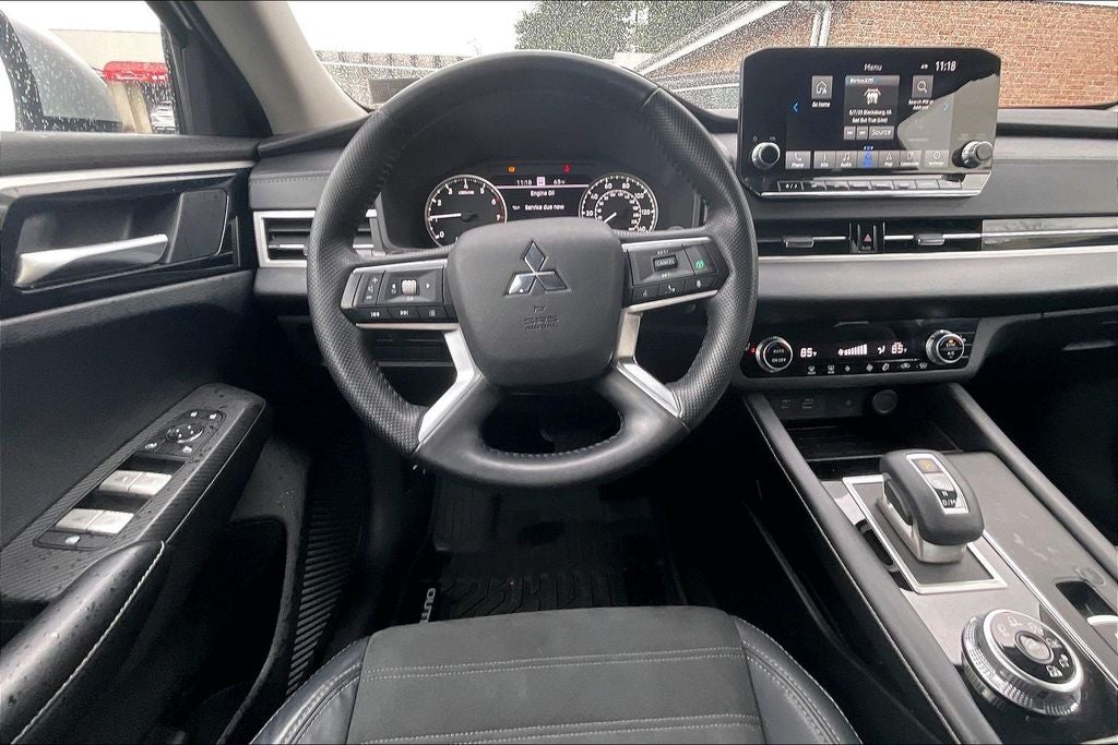 2022 Mitsubishi Outlander SE