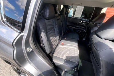 2022 Mitsubishi Outlander SE