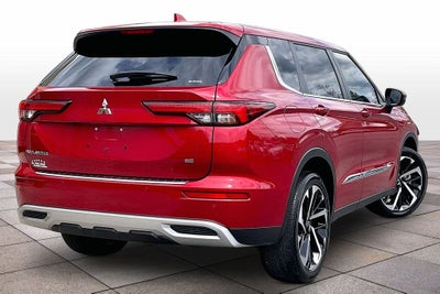 2023 Mitsubishi Outlander SE