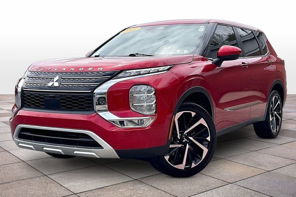 2023 Mitsubishi Outlander SE