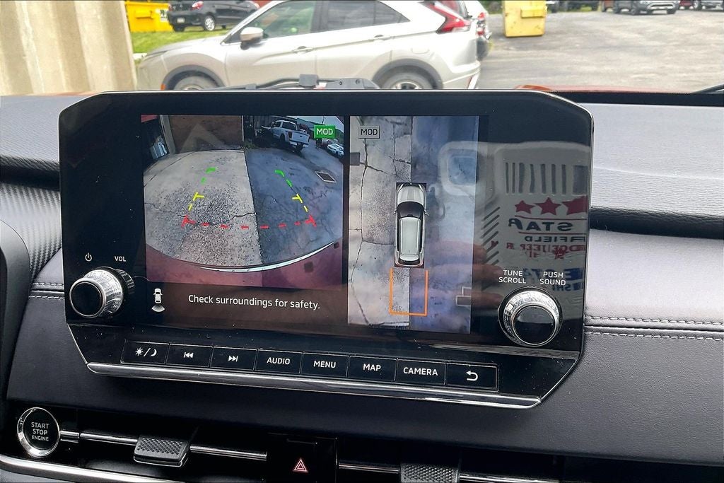 2023 Mitsubishi Outlander SE