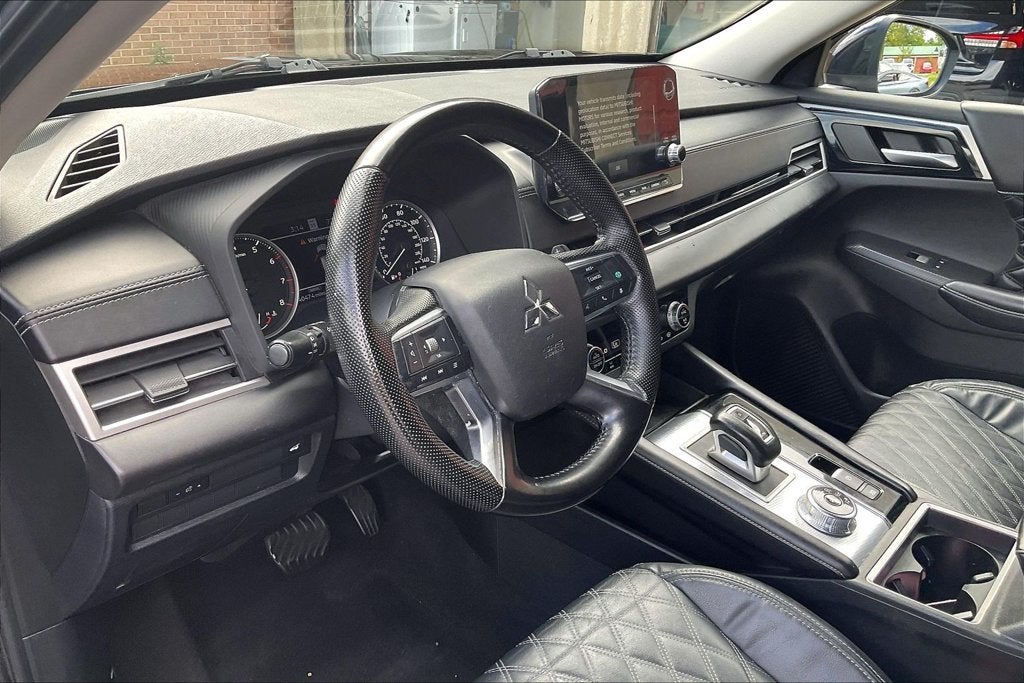 2022 Mitsubishi Outlander SEL