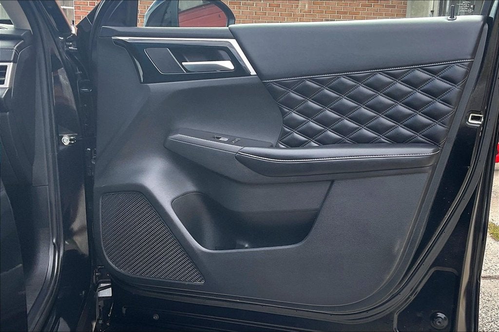 2022 Mitsubishi Outlander SEL