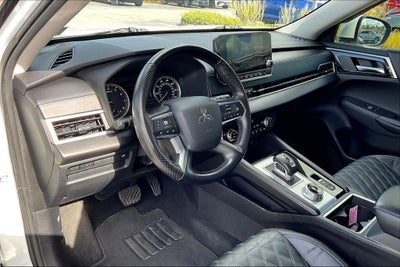 2022 Mitsubishi Outlander SEL