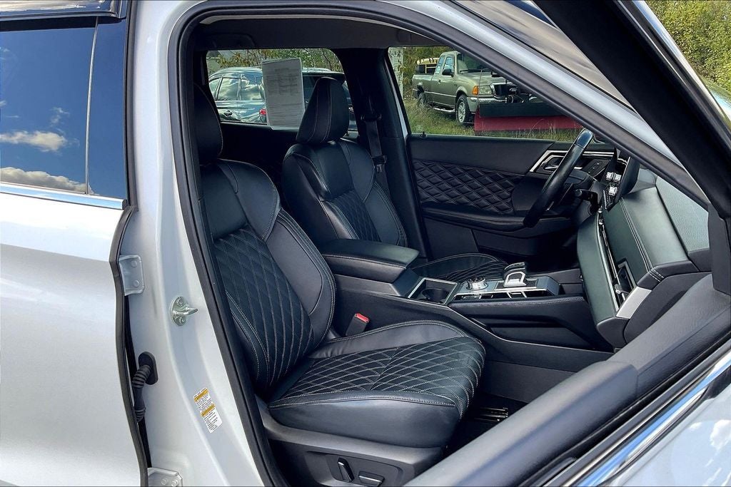 2022 Mitsubishi Outlander SEL