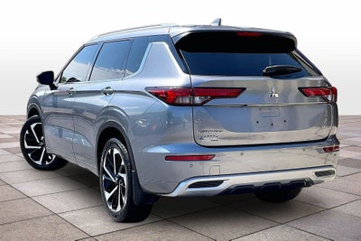 2022 Mitsubishi Outlander SEL Touring