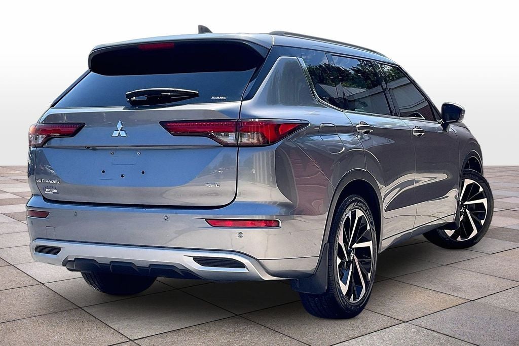 2022 Mitsubishi Outlander SEL Touring