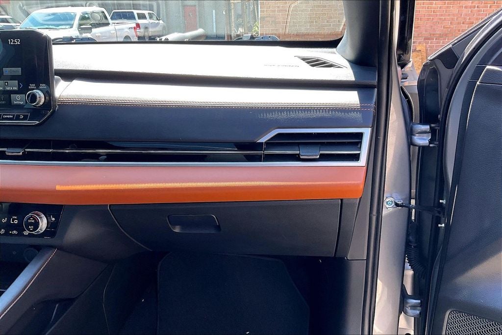 2022 Mitsubishi Outlander SEL Touring