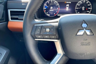 2022 Mitsubishi Outlander SEL Touring
