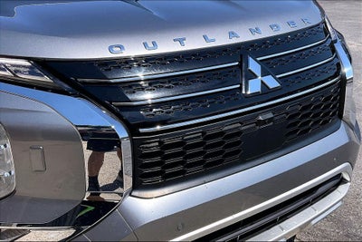2022 Mitsubishi Outlander SEL Touring