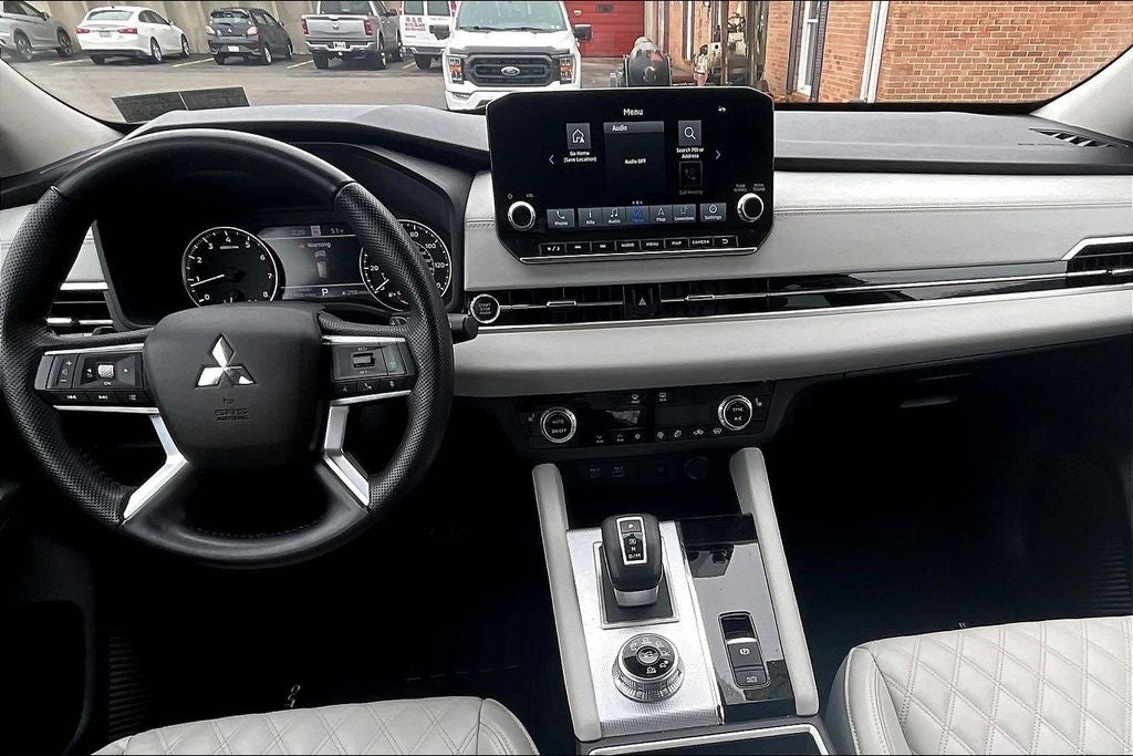 2022 Mitsubishi Outlander SEL