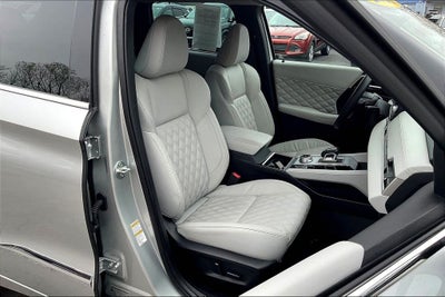 2022 Mitsubishi Outlander SEL