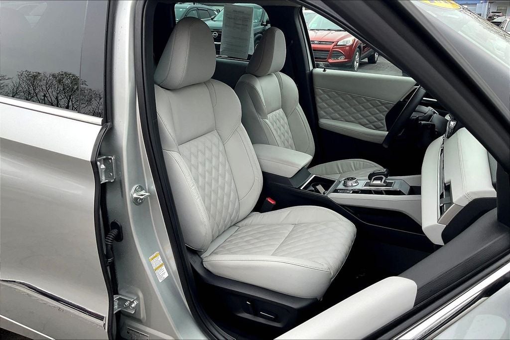 2022 Mitsubishi Outlander SEL