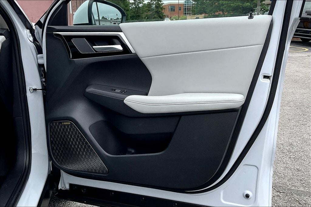 2025 Mitsubishi Outlander SE w/Tech