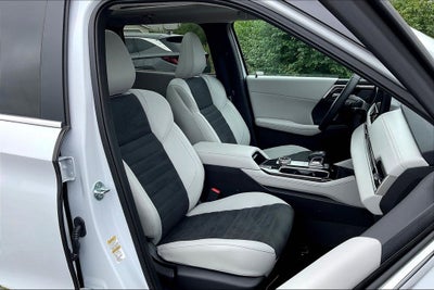 2025 Mitsubishi Outlander SE w/Tech