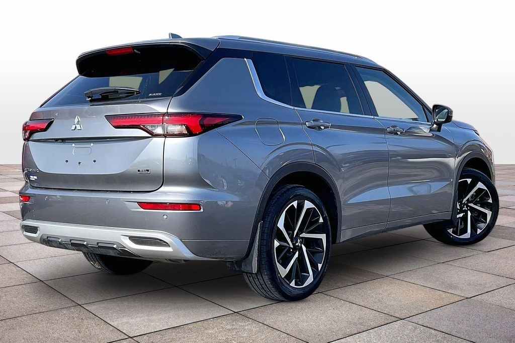 2022 Mitsubishi Outlander SEL