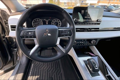 2022 Mitsubishi Outlander SEL