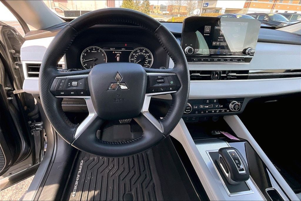 2022 Mitsubishi Outlander SEL