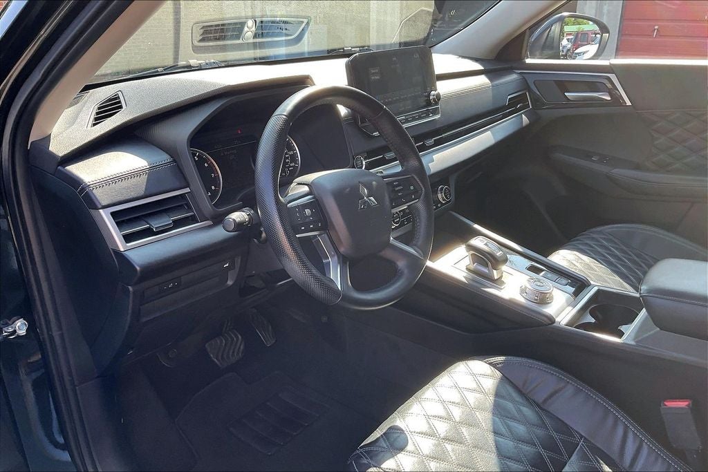 2022 Mitsubishi Outlander SEL