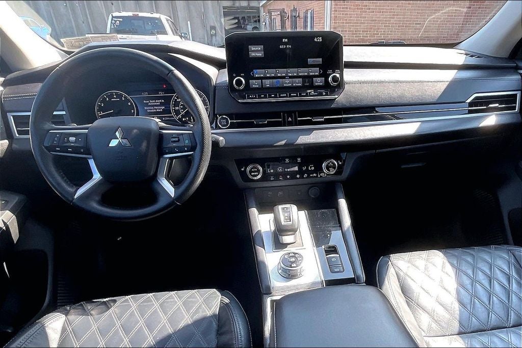 2022 Mitsubishi Outlander SEL