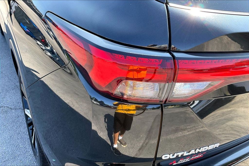 2022 Mitsubishi Outlander SEL
