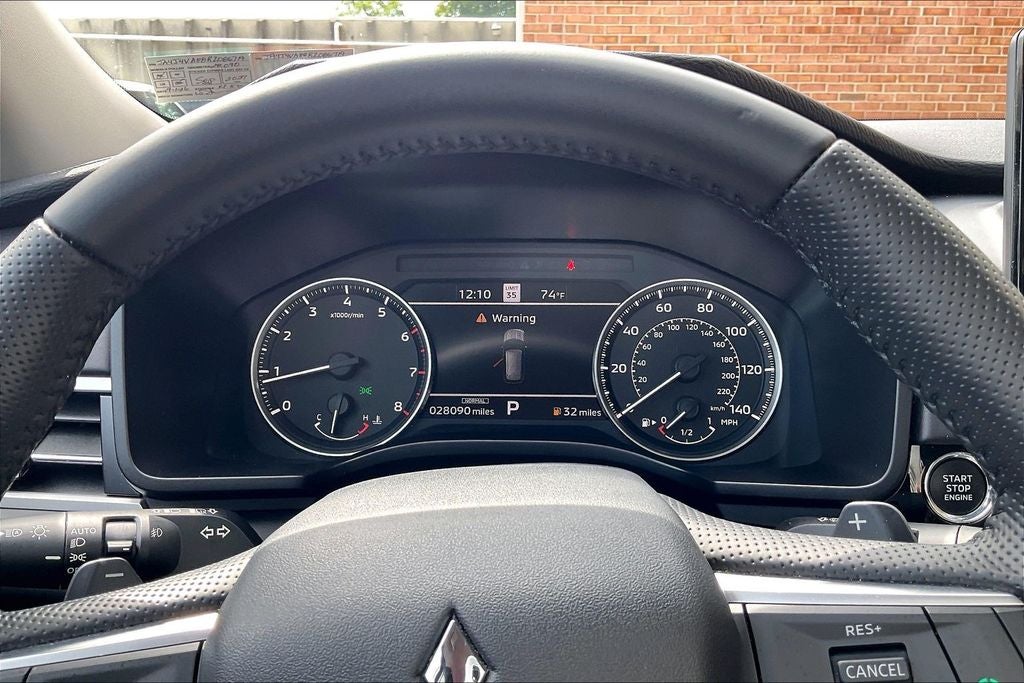 2024 Mitsubishi Outlander SE