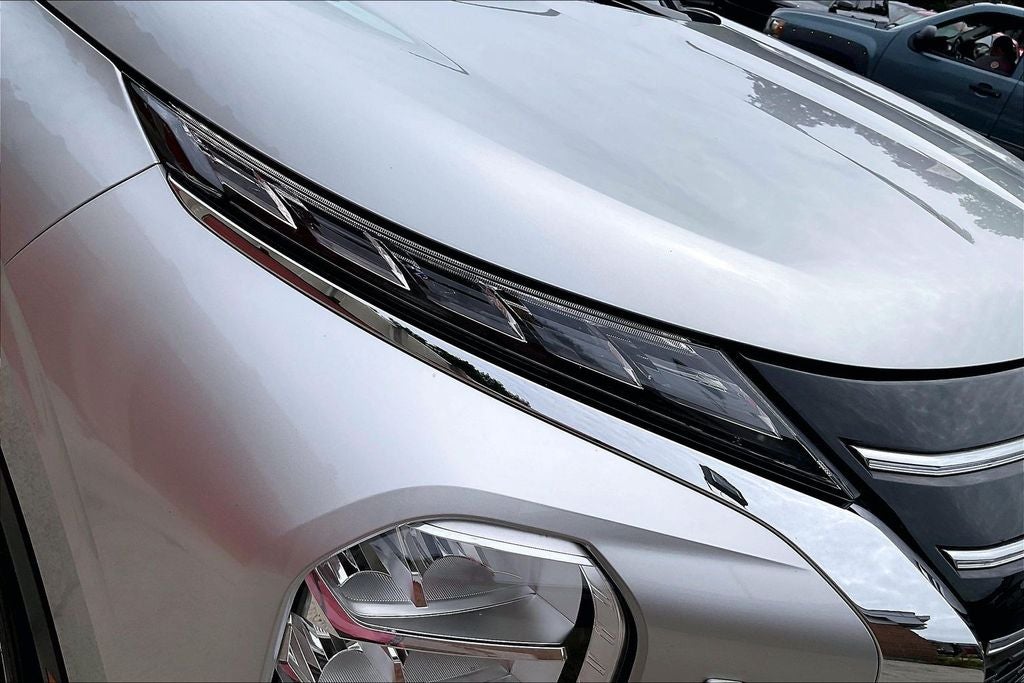 2025 Mitsubishi Outlander SE w/Tech