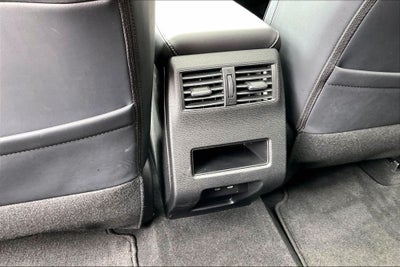 2025 Mitsubishi Outlander SE w/Tech