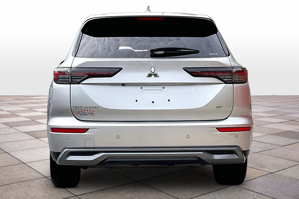 2025 Mitsubishi Outlander SE w/Tech