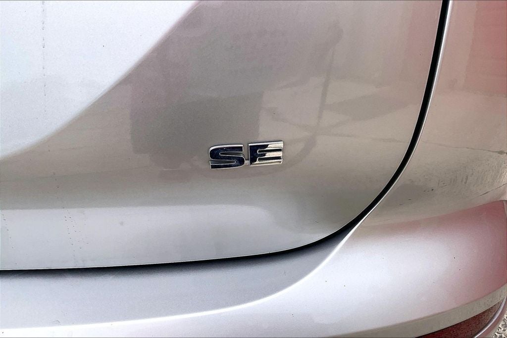 2025 Mitsubishi Outlander SE w/Tech