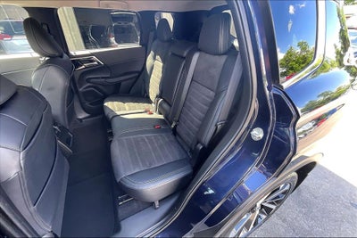 2024 Mitsubishi Outlander SE