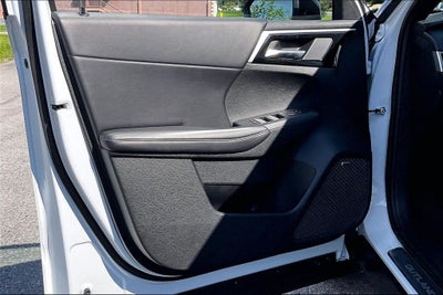 2026 Mitsubishi Outlander LE
