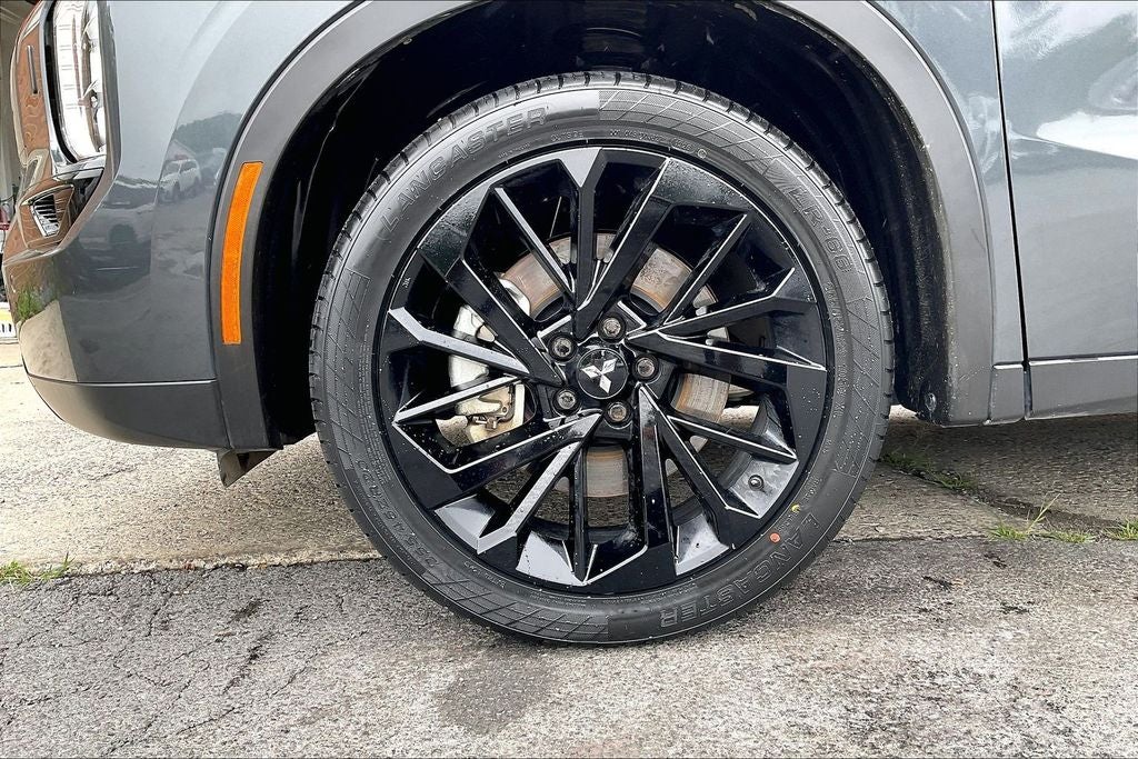 2024 Mitsubishi Outlander SEL Black Edition w/PanoRoof