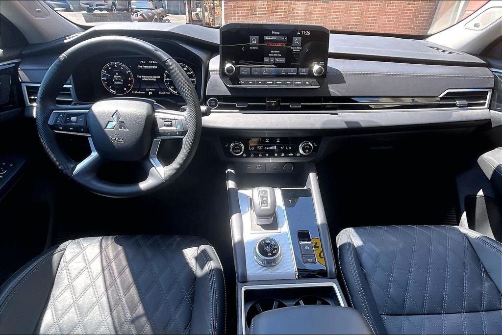 2024 Mitsubishi Outlander SEL Touring