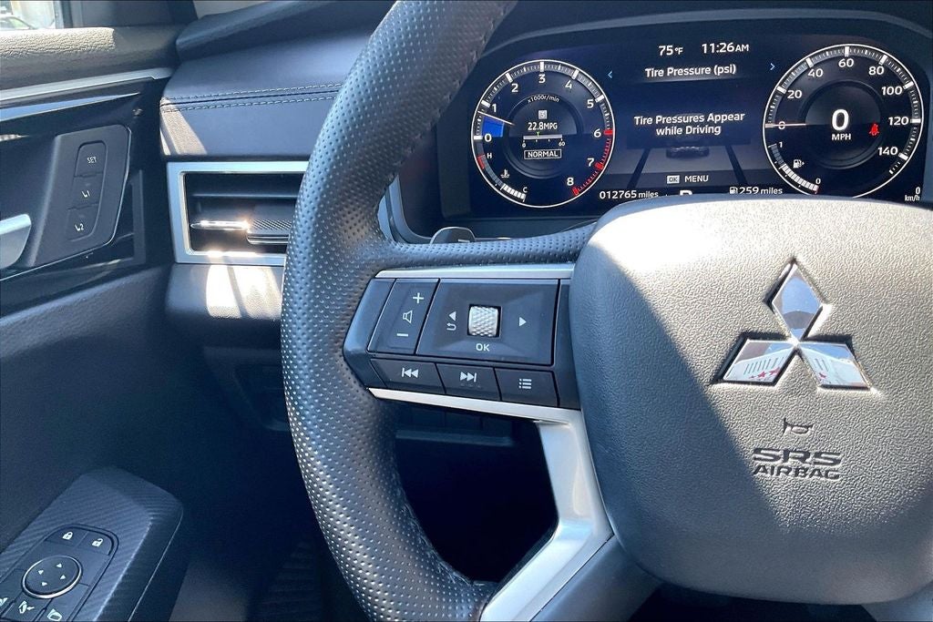 2024 Mitsubishi Outlander SEL Touring