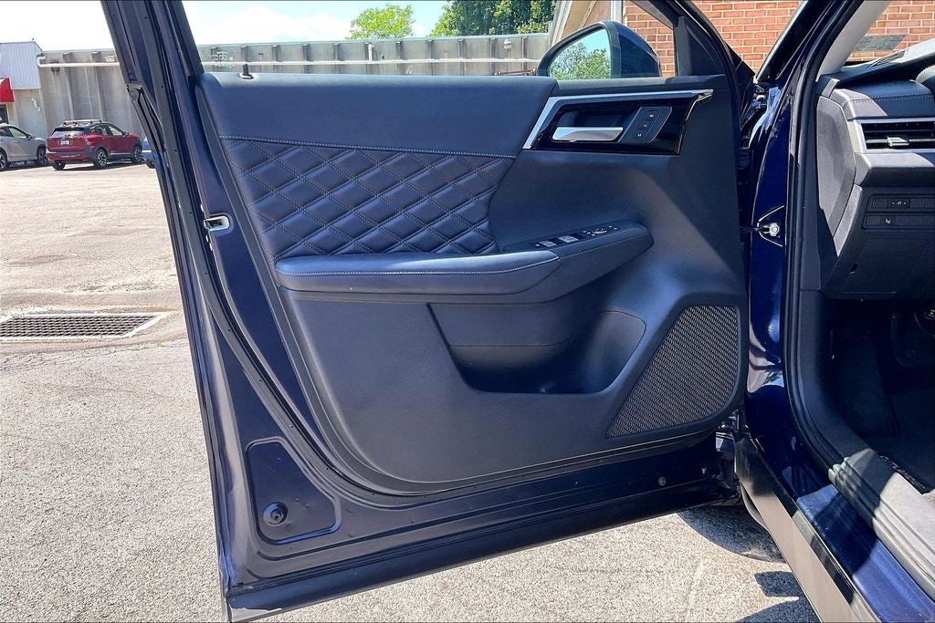 2024 Mitsubishi Outlander SEL Touring