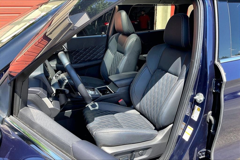 2024 Mitsubishi Outlander SEL Touring