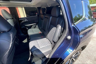 2024 Mitsubishi Outlander SEL Touring