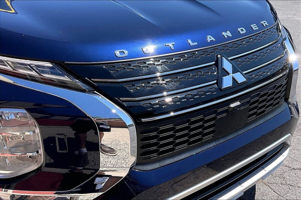 2024 Mitsubishi Outlander SEL Touring