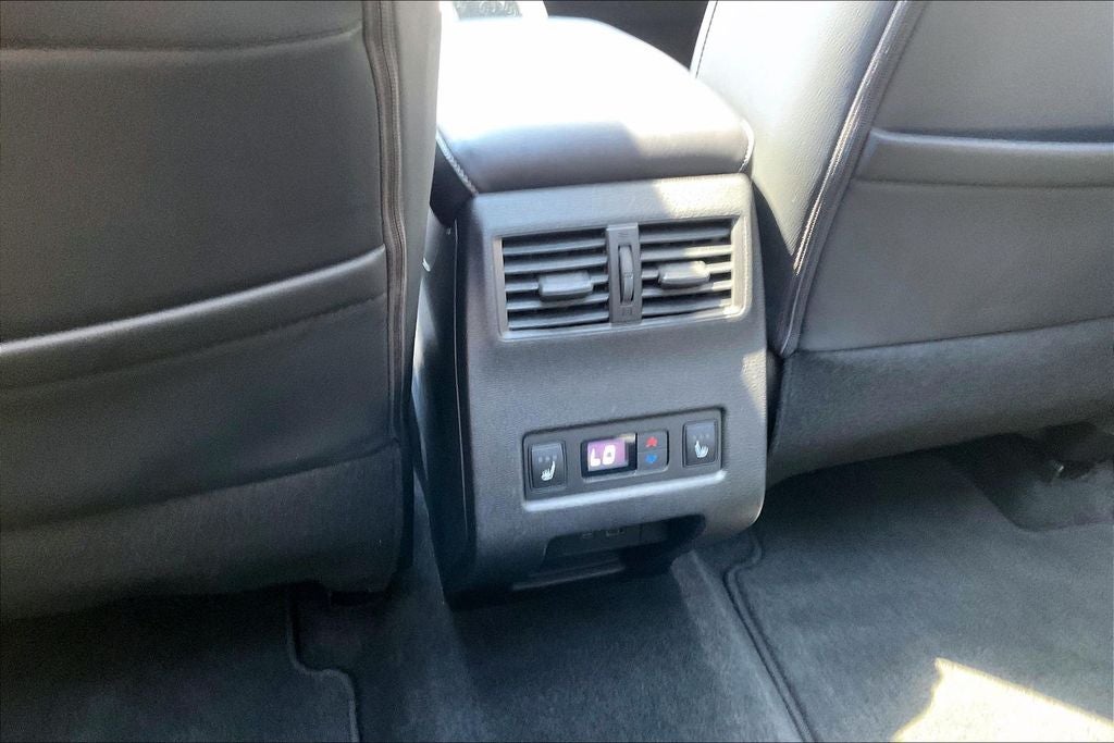 2024 Mitsubishi Outlander SEL Touring