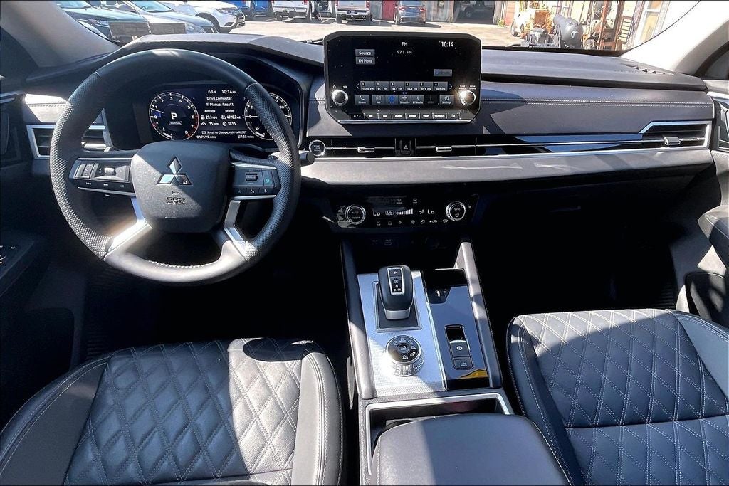 2024 Mitsubishi Outlander SEL